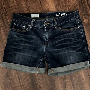 GAP Women's ‘Sexy Boyfriend’ Shorts 26